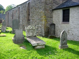 Aberfoyle-Churchyard-JC-2004-IMG_1496-300x225